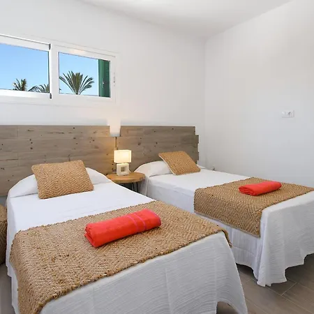 Apartment Blue Volcano Apartment, Free Access To The Fariones Sports Center *